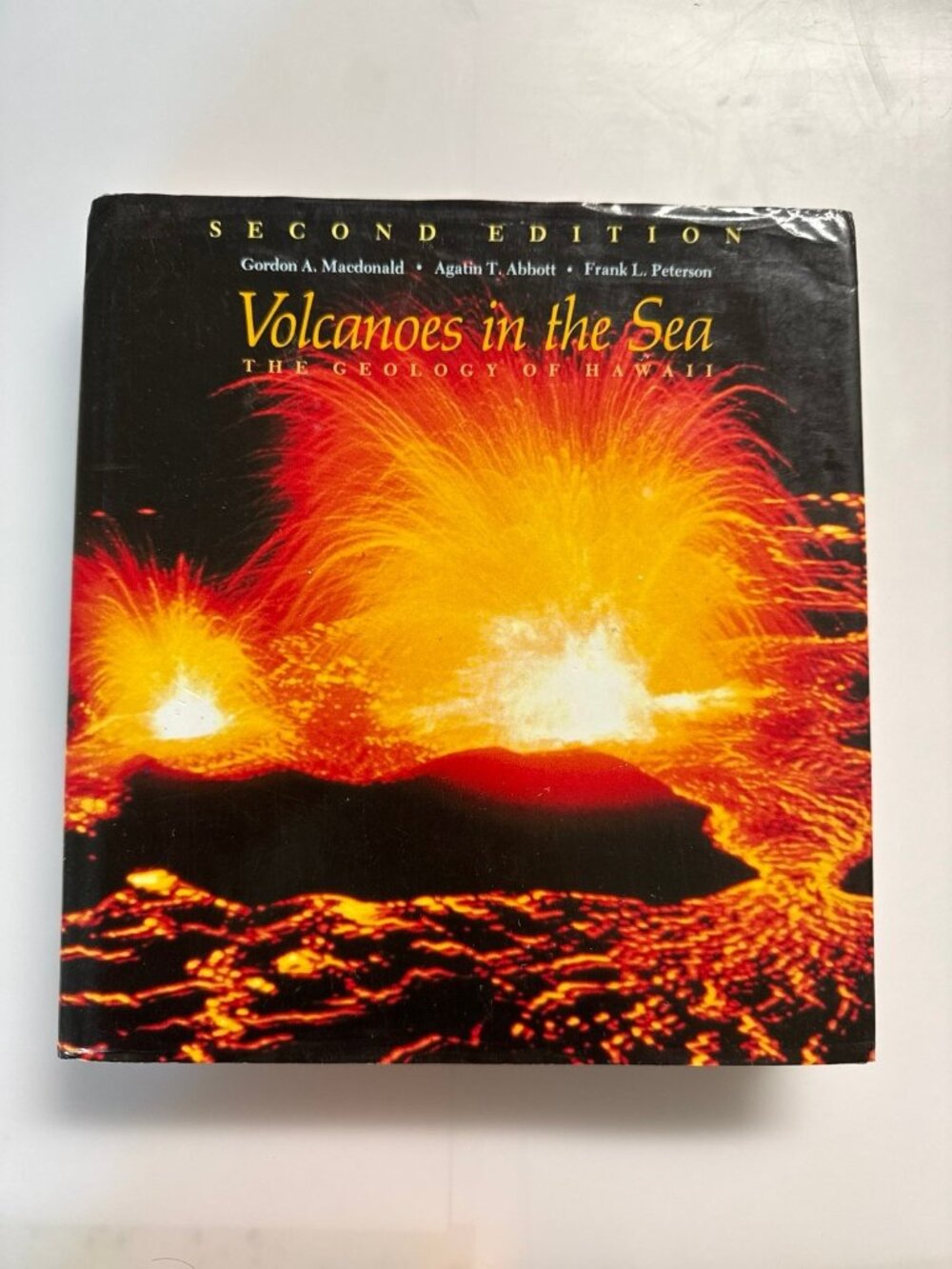 Volcanoes in the Sea oversized hardcover with dust jacket 1970 huge rare